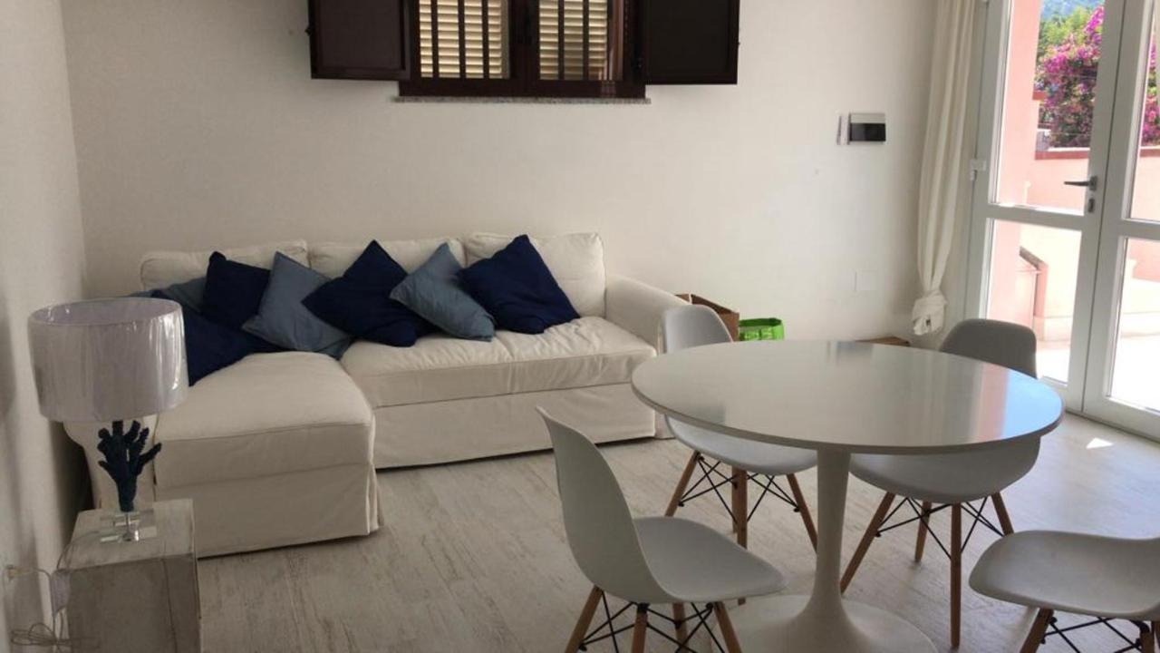 Beach House Tanaunella Εξωτερικό φωτογραφία